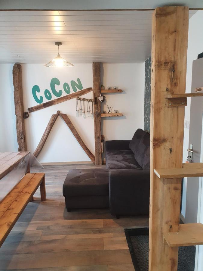 Апартаменты Bienvenue Chez Les Ch'Oups Le Cocoon Ла-Бурбуль Экстерьер фото